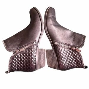 Lucky Brand black genuine leather zipper detail ankle booties, women’s size 8.5